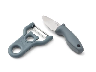 Liewood Pertense skræller og knivsæt i whale blue