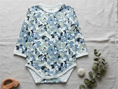 Petit by Sofie Schnoor body camouflage
