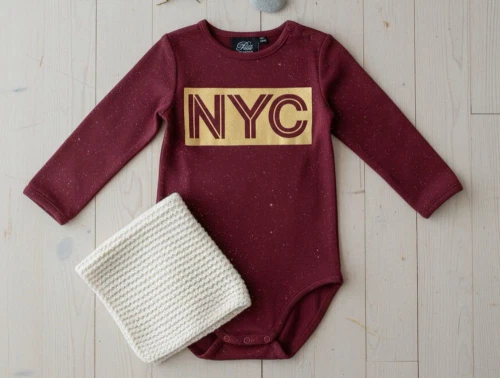 Petit by Sofie Schnoor body NYC dark red