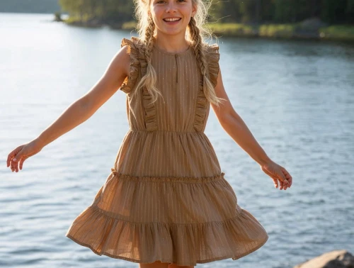 Sofie Schnoor Girls kjole Annasophia camel