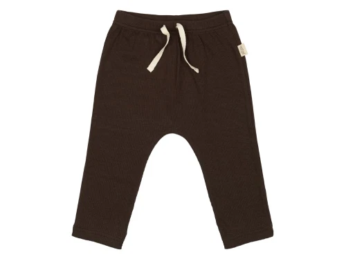 Petit Piao bukser i farven coffee bean med bindebånd og ribstruktur set forfra