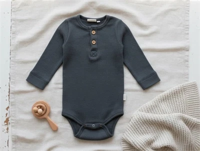 Petit Piao pine green placket body modal
