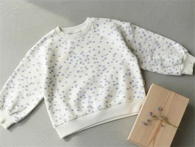 Petit Piao offwhite blomstret sweatshirt