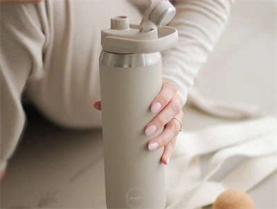 AYA&IDA sports drikkeflaske cream beige 700 ml