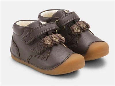 Bundgaard Petit Flower begyndersko dark brown set fra siden 