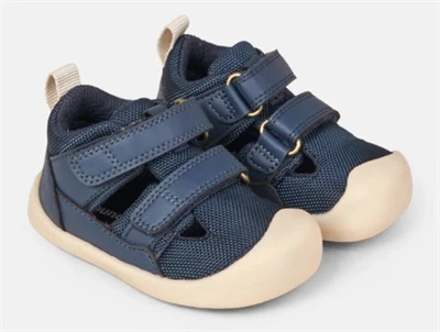 Bundgaard Suki sandal navy med velcro og lukket tå  