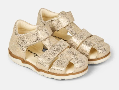 Bundgaard Sofus sandal guld glitter med lukket tå og velcro