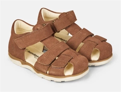 Bundgaard Sofus sandal mocha med lukket tå og velcro