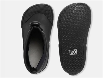 Bundgaard Malik vintergummistøvle sort oppefra og nedefra