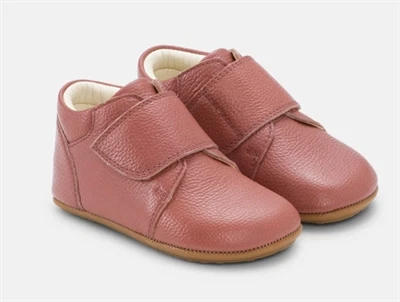 Bundgaard Tannu hjemmesko i blush læder med velcro