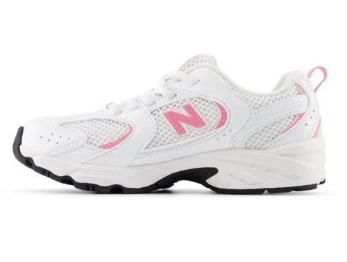 sneaker fra New Balance i hvid og pink med elastiksnørebånd