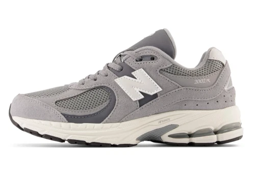 sneaker fra New Balance i grå (steel) 2002st