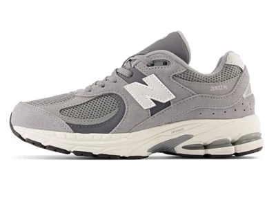 sneaker fra New Balance i grå (steel) 2002st