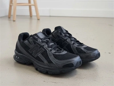 New Balance 740 sneakers black cement