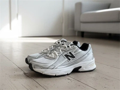 New Balance 740 sneakers silver metallic