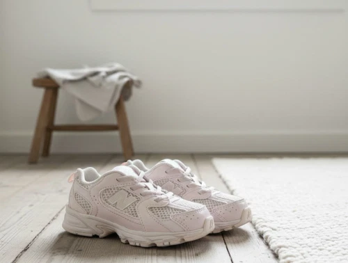 New Balance 530 sneakers washed pink med elastiksnøre
