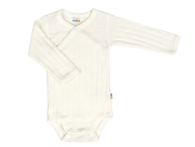 Joha wrap body i natur merinould og silke med trykknapper