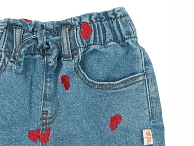 Petit Piao denim bukser lyseblå med broderede hjerter detalje