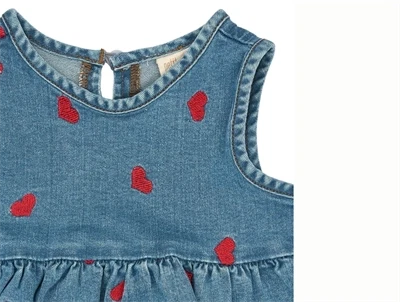 Petit Piao denim kjole broderede hjerter detalje