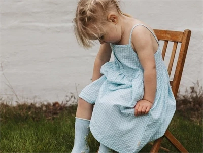 Petit Piao kjole lysegrøn med tern på barn