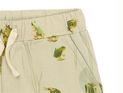 Petit Piao shorts beige med frøer detalje