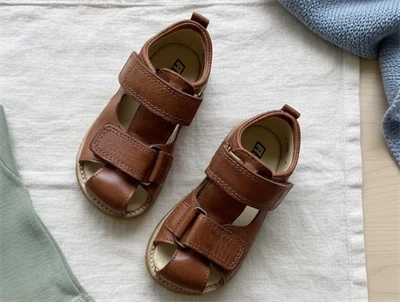 Arauto RAP sandal cognac med velcro