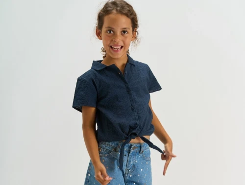 THE NEW Tessa kortærmet skjorte navy blazer vist på barn