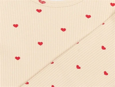 THE NEW siblings Rhea langærmet rib t-shirt med røde hjerter tæt på