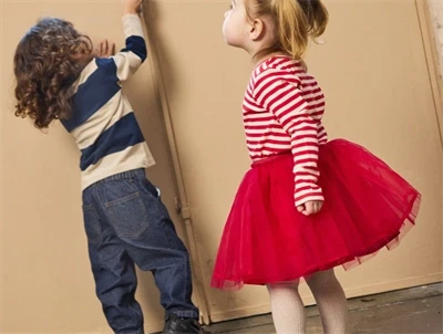 THE NEW Siblings langærmet rib T-shirt stribet rød hvid set på barn