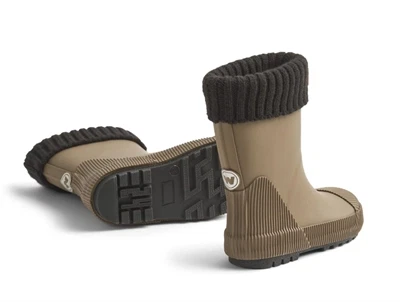 Wheat Wader vintergummistøvle dry wood set fra to vinkler